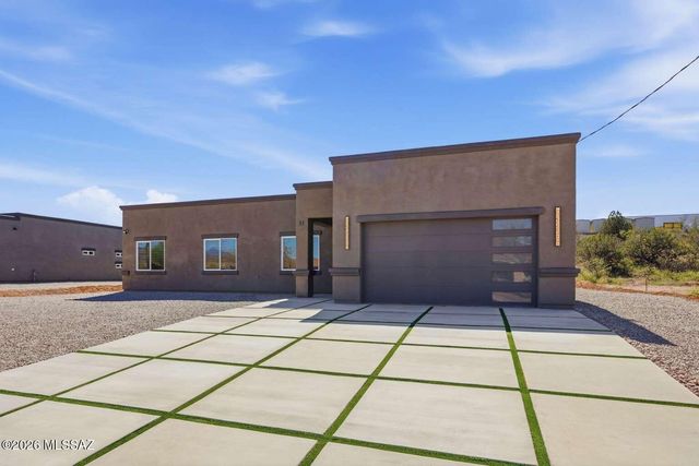 91 Circulo Penjamo, Rio Rico, AZ 85648