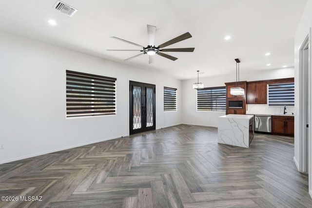 91 Circulo Penjamo, Rio Rico, AZ 85648