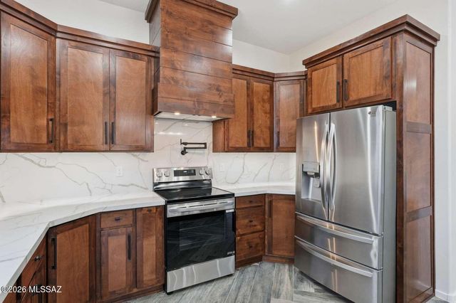 91 Circulo Penjamo, Rio Rico, AZ 85648
