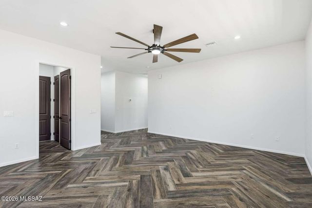 91 Circulo Penjamo, Rio Rico, AZ 85648