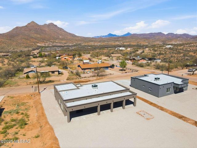 91 Circulo Penjamo, Rio Rico, AZ 85648