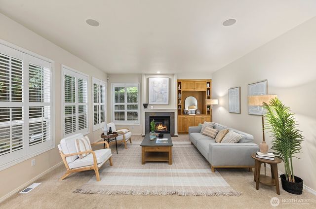 1239 216th Avenue NE, Sammamish, WA 98074