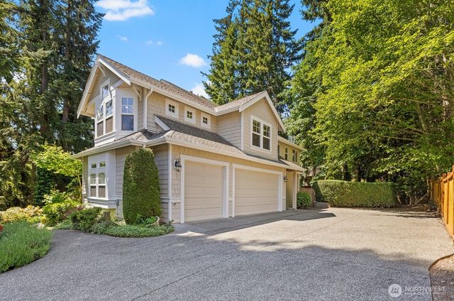 1239 216th Avenue NE, Sammamish, WA 98074