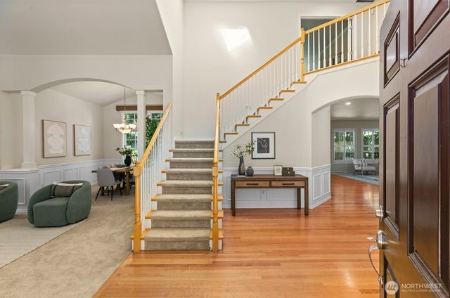 1239 216th Avenue NE, Sammamish, WA 98074