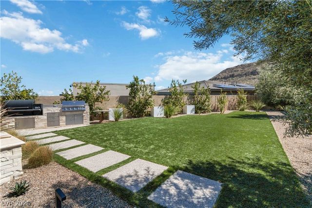 10180 Terrastone Drive, Las Vegas, NV 89148