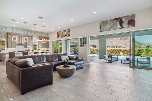 10180 Terrastone Drive, Las Vegas, NV 89148