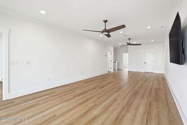 543 Ocean Boulevard W, Holden Beach, NC 28462