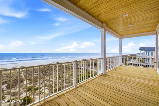 543 Ocean Boulevard W, Holden Beach, NC 28462