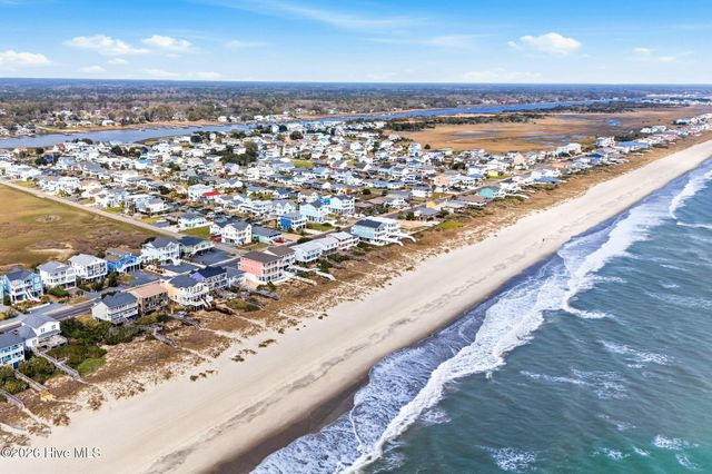543 Ocean Boulevard W, Holden Beach, NC 28462
