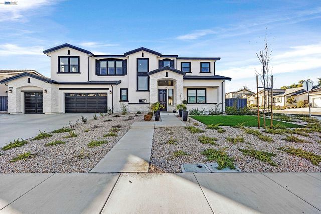 259 Eagle Nest Dr, Oakley, CA 94561
