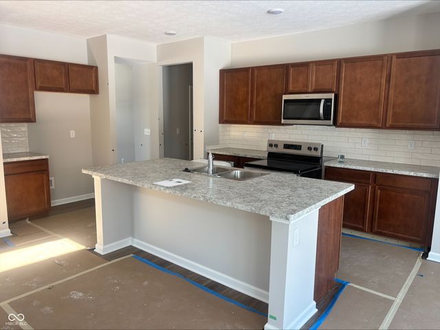 7279 Barrett Drive, Brownsburg, IN 46112