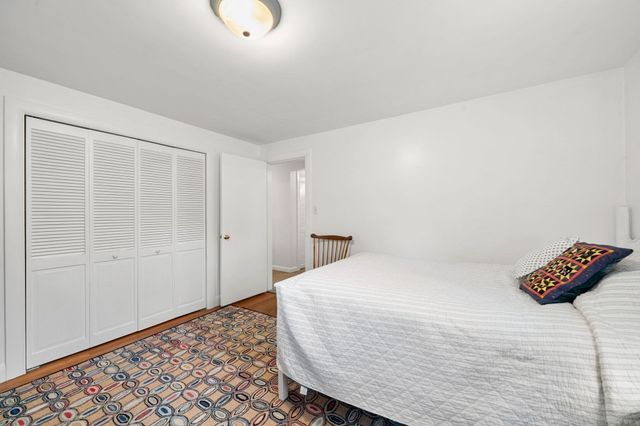14 Ortins Rd, Hamilton, MA 01982