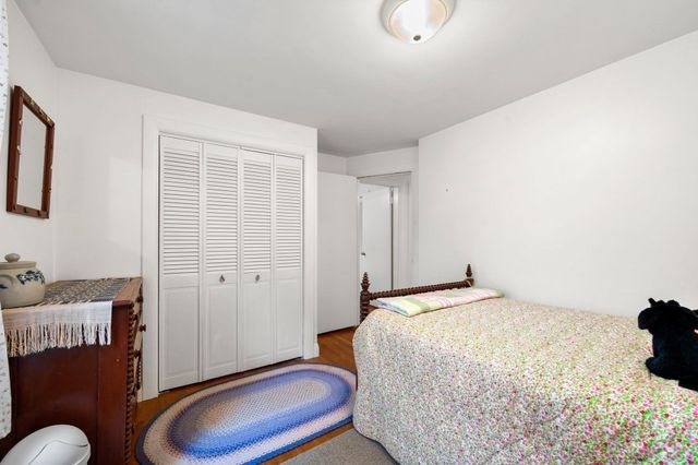 14 Ortins Rd, Hamilton, MA 01982