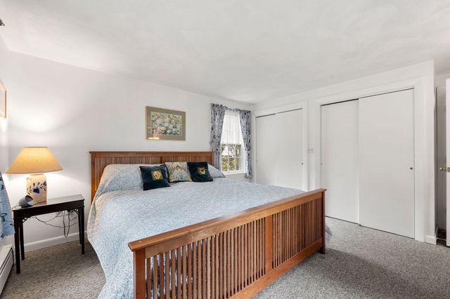 14 Ortins Rd, Hamilton, MA 01982