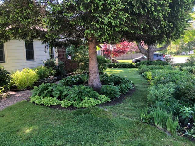 14 Ortins Rd, Hamilton, MA 01982
