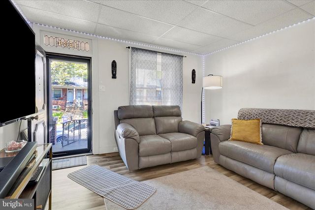 1634 LOCUST ST, Reading, PA 19604