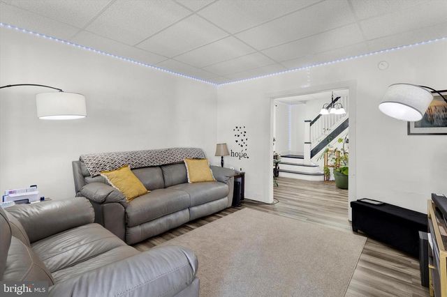1634 LOCUST ST, Reading, PA 19604