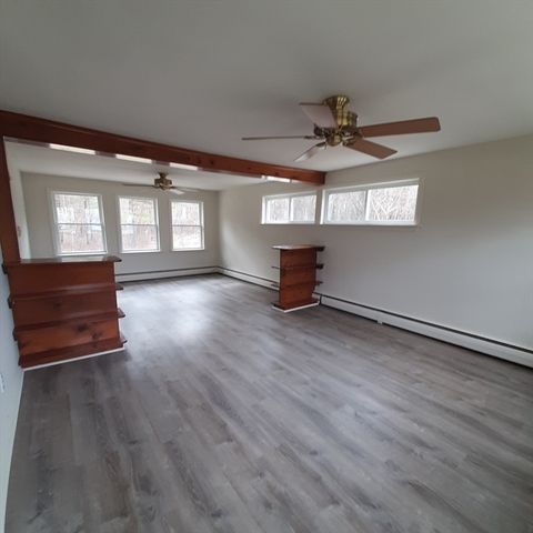 76 Hall Road, Sturbridge, MA 01566
