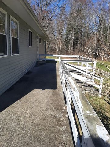 76 Hall Road, Sturbridge, MA 01566