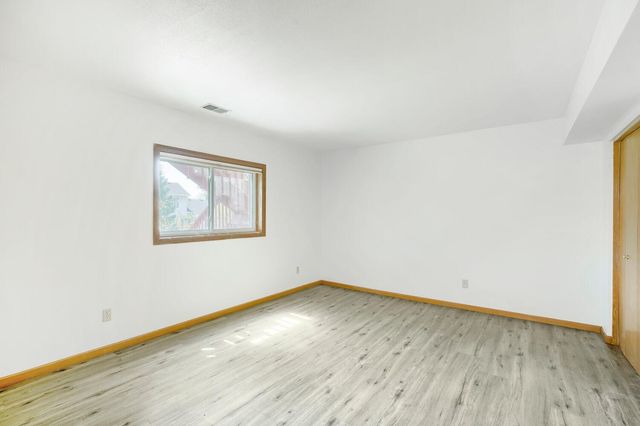 16813 Hutchinson Drive, Lakeville, MN 55044