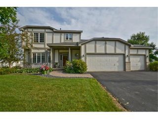 16813 Hutchinson Drive, Lakeville, MN 55044
