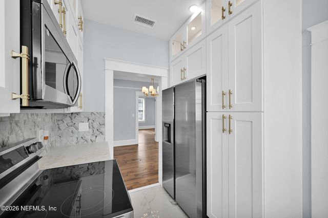 2807 LYDIA Street, Jacksonville, FL 32205