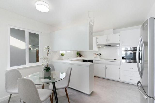 1322 Southgate Avenue, Daly City, CA 94015