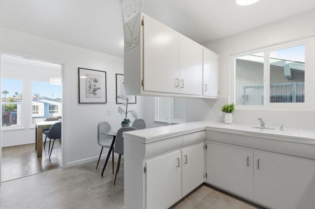 1322 Southgate Avenue, Daly City, CA 94015