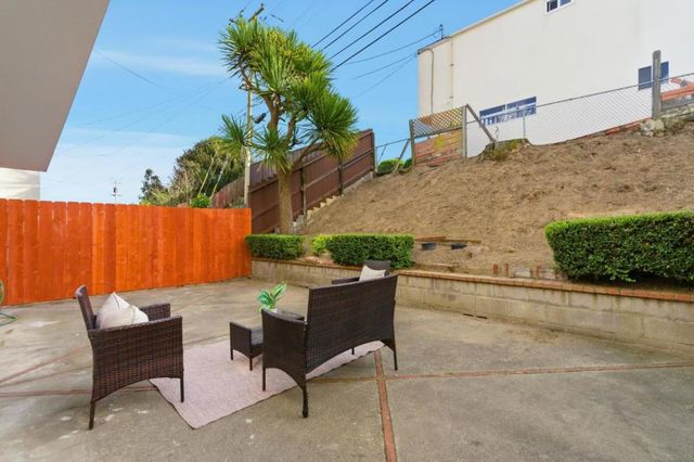 1322 Southgate Avenue, Daly City, CA 94015