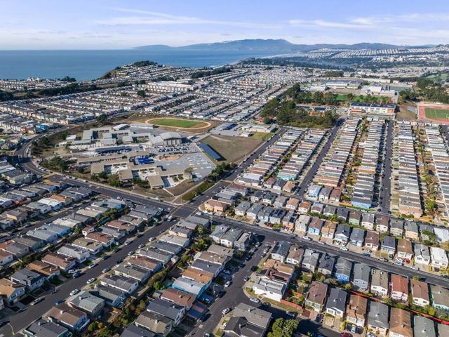 1322 Southgate Avenue, Daly City, CA 94015