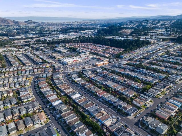 1322 Southgate Avenue, Daly City, CA 94015