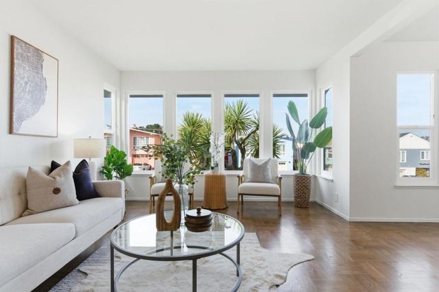 1322 Southgate Avenue, Daly City, CA 94015