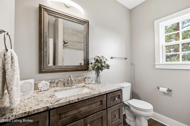 268 Reagan Dr, Taylorsville, KY 40071