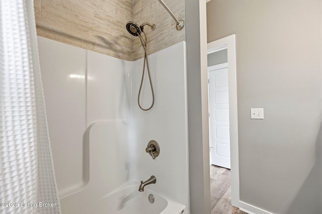 268 Reagan Dr, Taylorsville, KY 40071