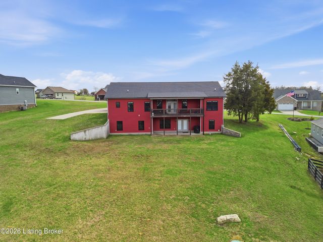 268 Reagan Dr, Taylorsville, KY 40071