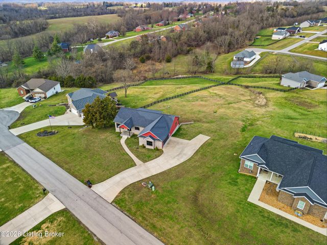 268 Reagan Dr, Taylorsville, KY 40071