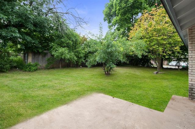 1401 Meadowmear DR, Austin, TX 78753