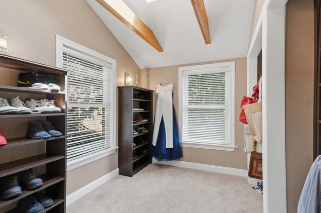 112 Stoughton St, Quincy, MA 02169