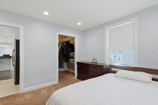 112 Stoughton St, Quincy, MA 02169