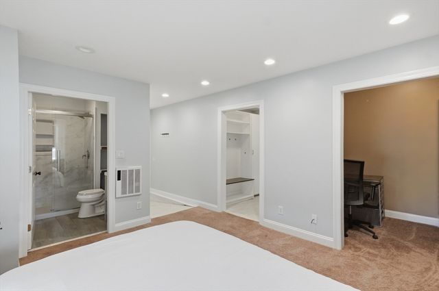 112 Stoughton St, Quincy, MA 02169