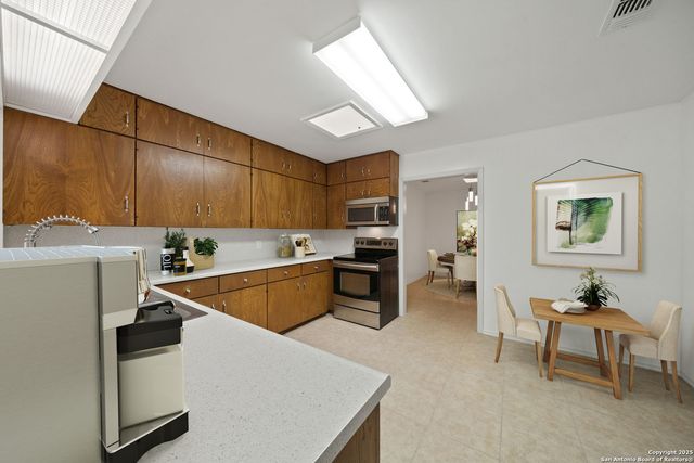 8390 N Verde, San Antonio, TX 78240