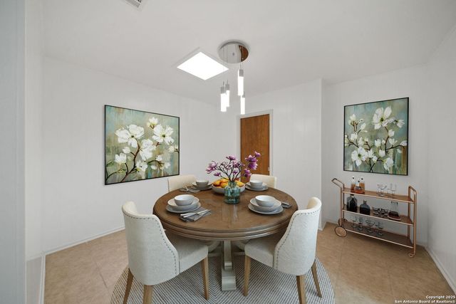 8390 N Verde, San Antonio, TX 78240