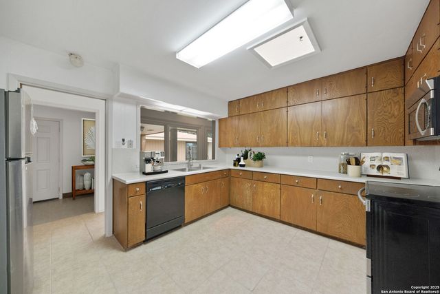 8390 N Verde, San Antonio, TX 78240