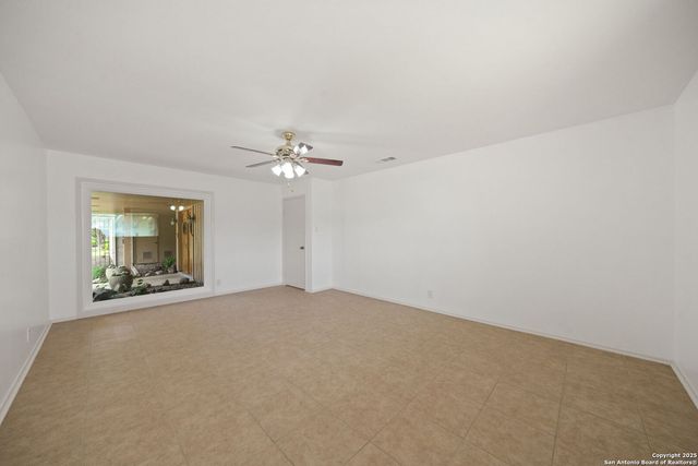 8390 N Verde, San Antonio, TX 78240