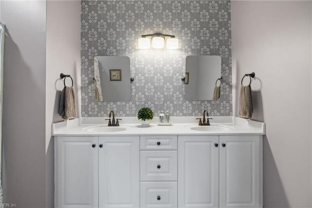 1040 Grace Hill DR, Virginia Beach, VA 23455