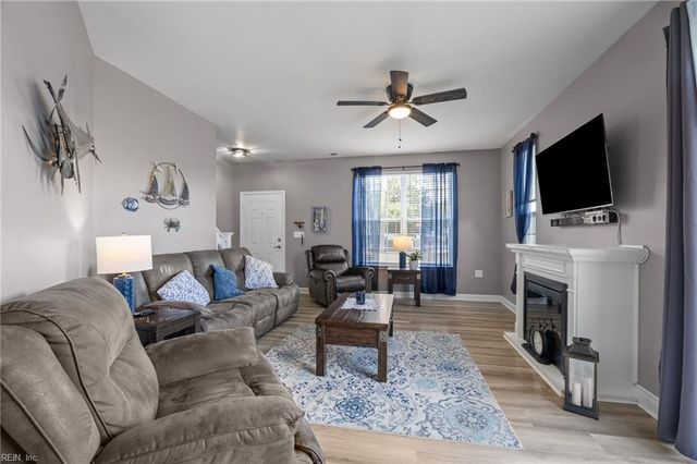 1040 Grace Hill DR, Virginia Beach, VA 23455