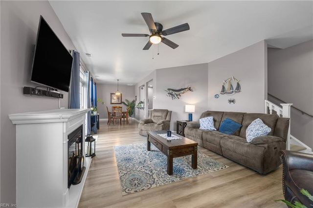 1040 Grace Hill DR, Virginia Beach, VA 23455