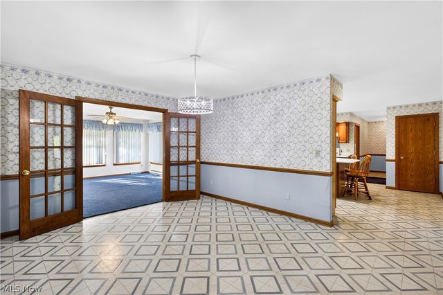 5144 Old Colony Road NW, Warren, OH 44481