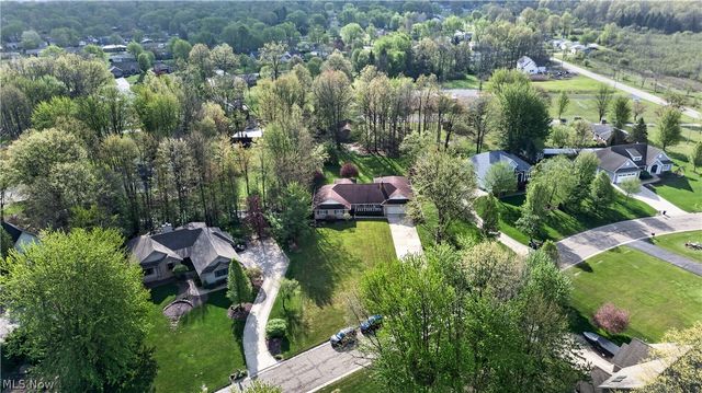 5144 Old Colony Road NW, Warren, OH 44481