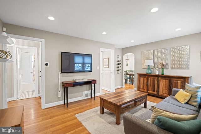 410 LINCOLN AVE, Takoma Park, MD 20912